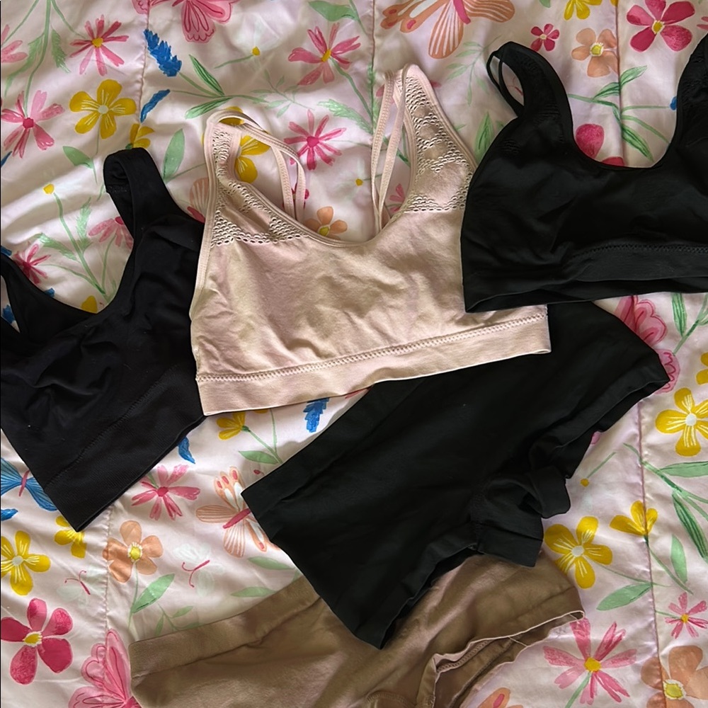 Women's Intimates Set - Black, Cream & Pink